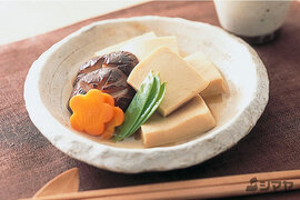 高野豆腐の炊き合わせ
